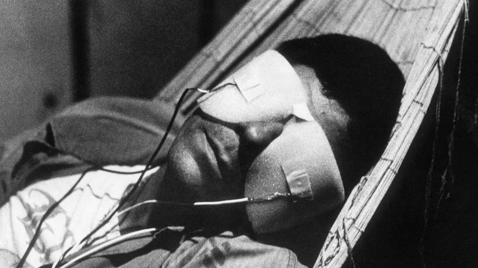 堤 La jetée La jetee