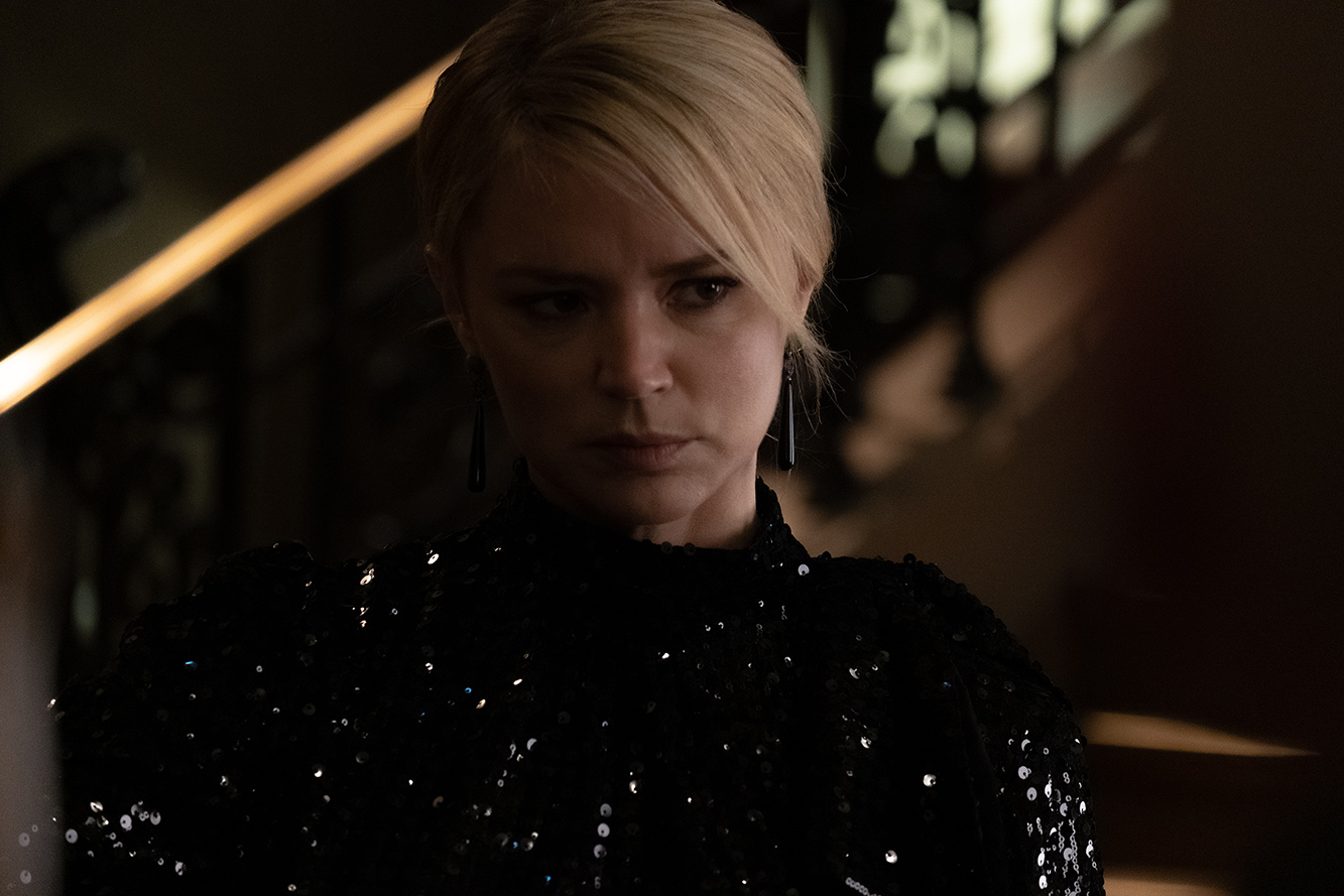 越界分身 Madeleine Collins