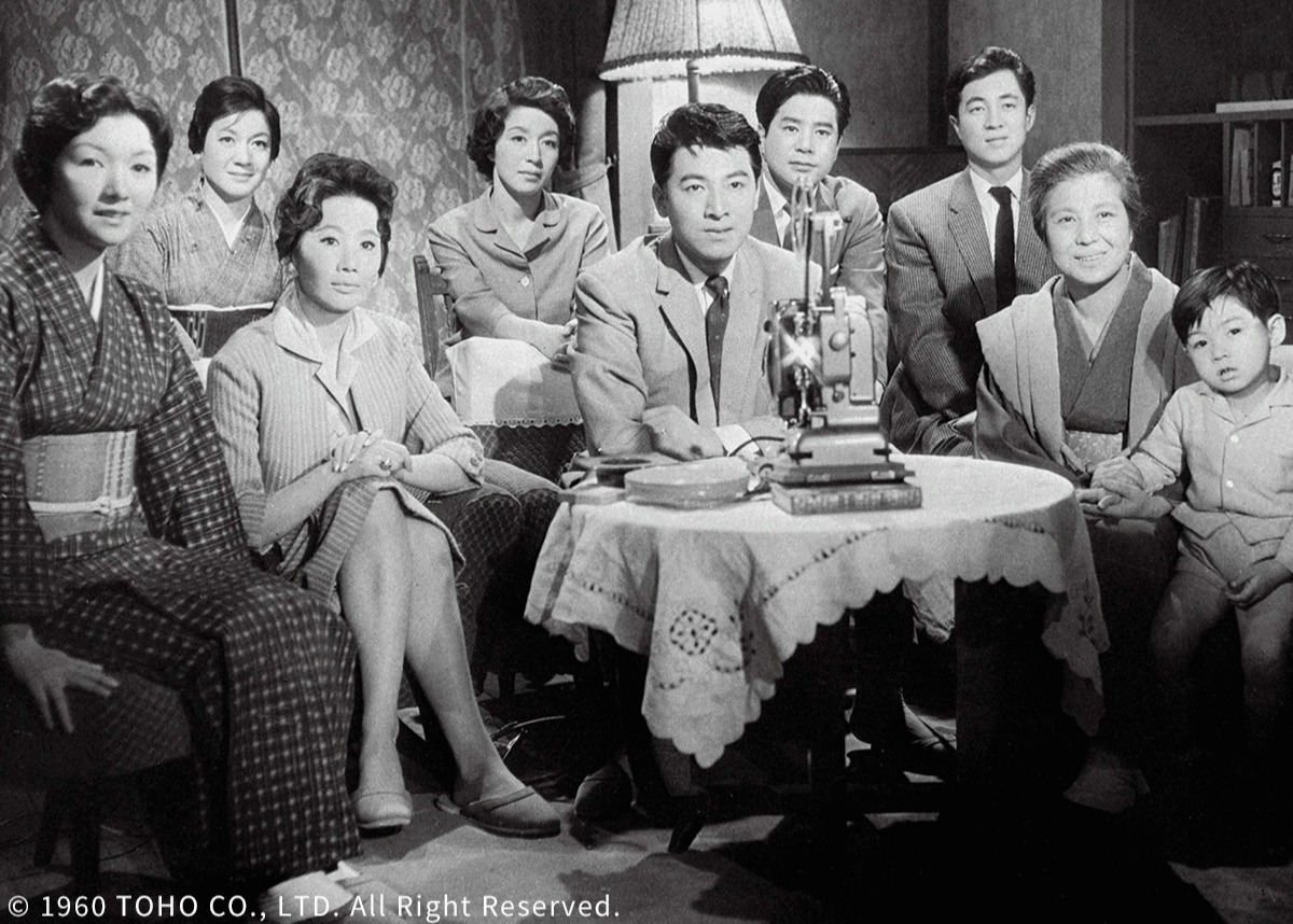 娘妻母 Daughters, Wives and a Mother