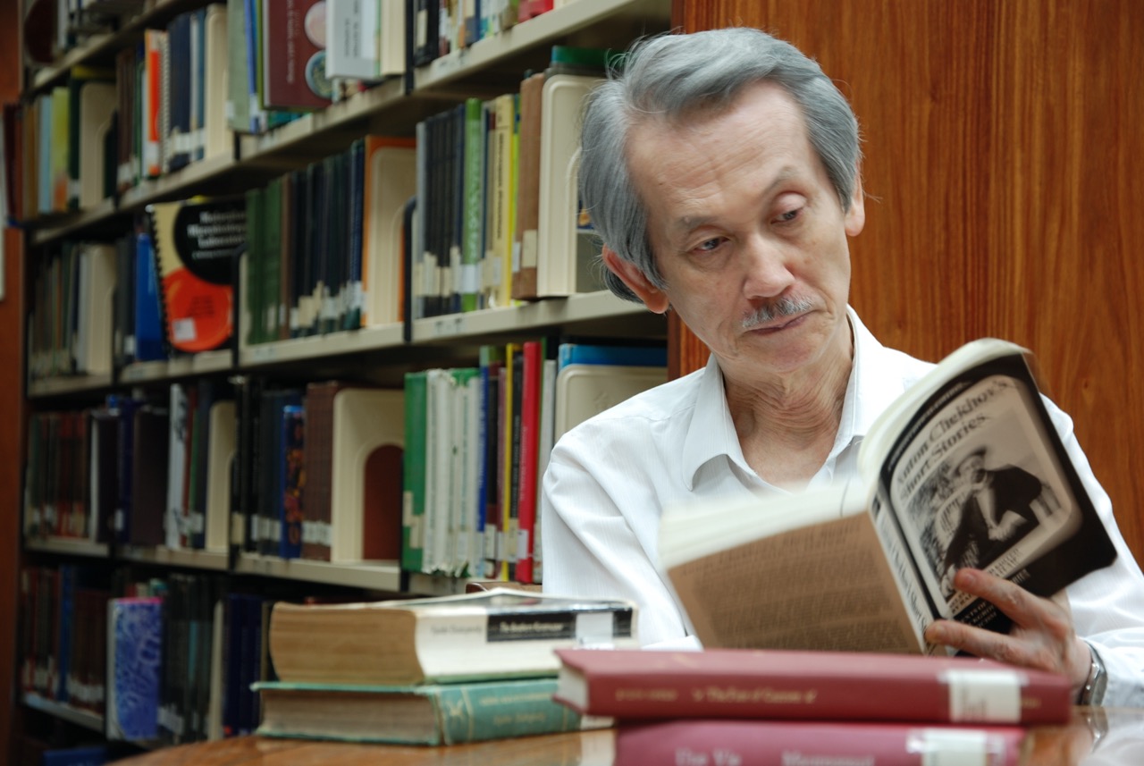 尋找背海的人 The Man behind the Book