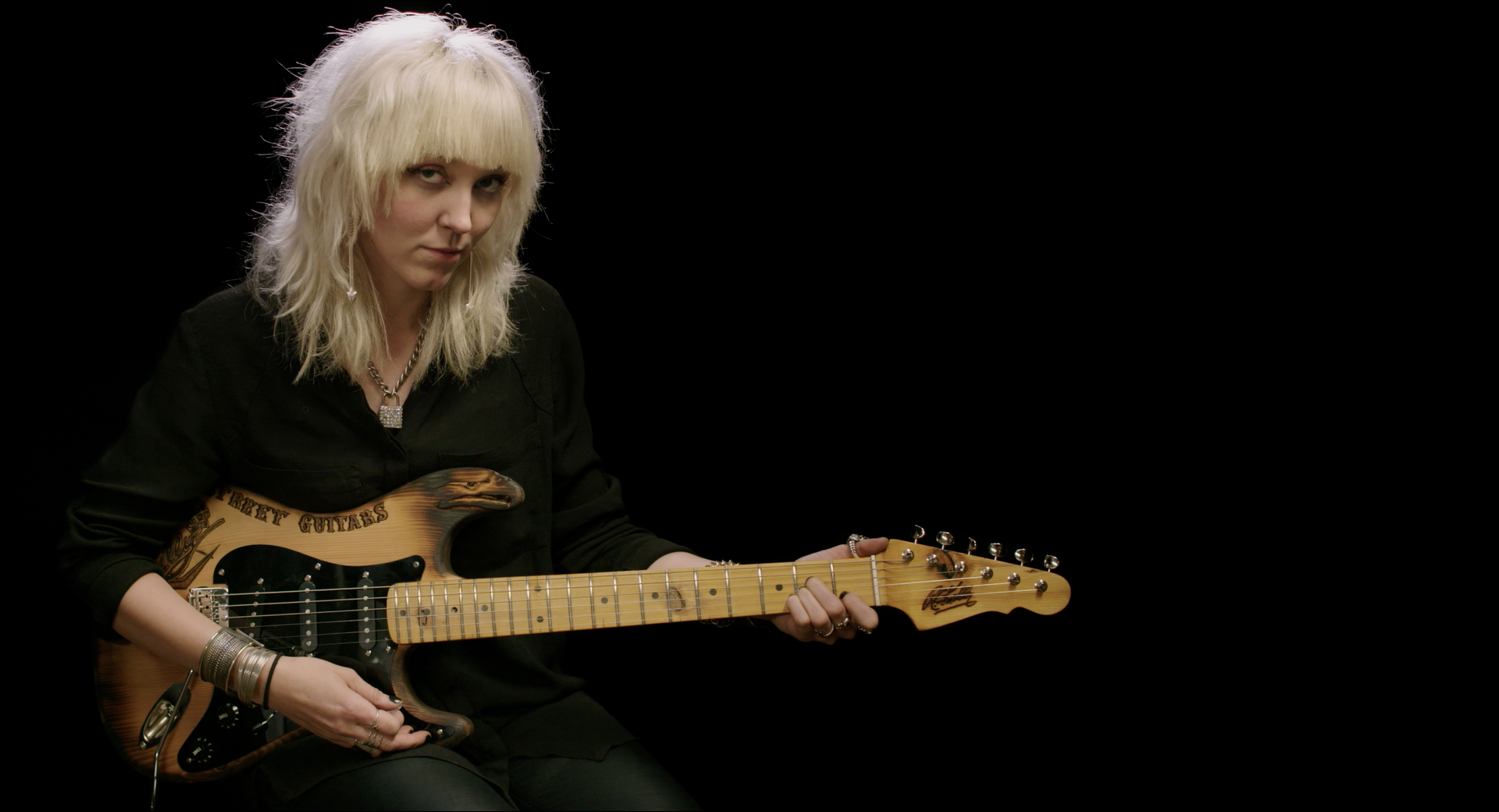 製琴師與他的琴人 Carmine Street Guitars