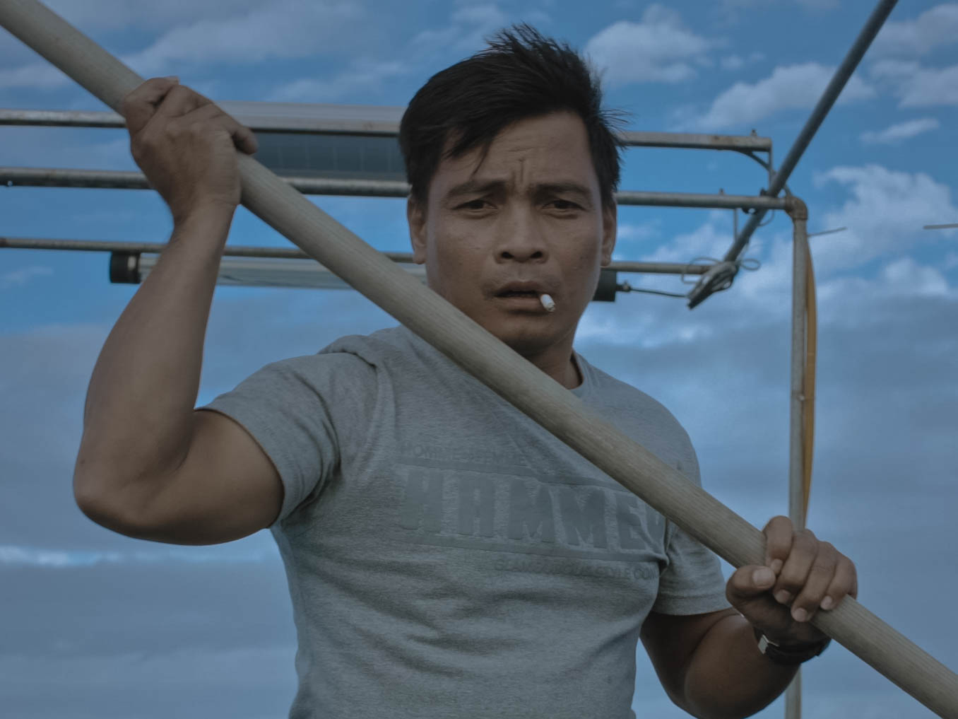 政治搞大港，大港搞政治