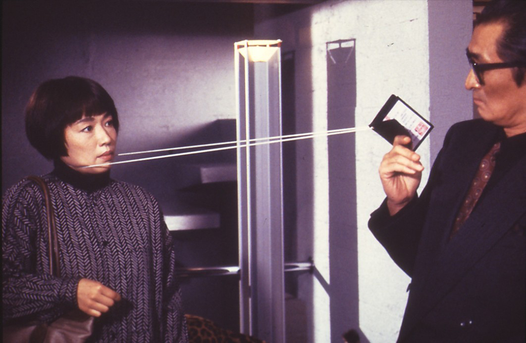 女稅務員 A Taxing Woman