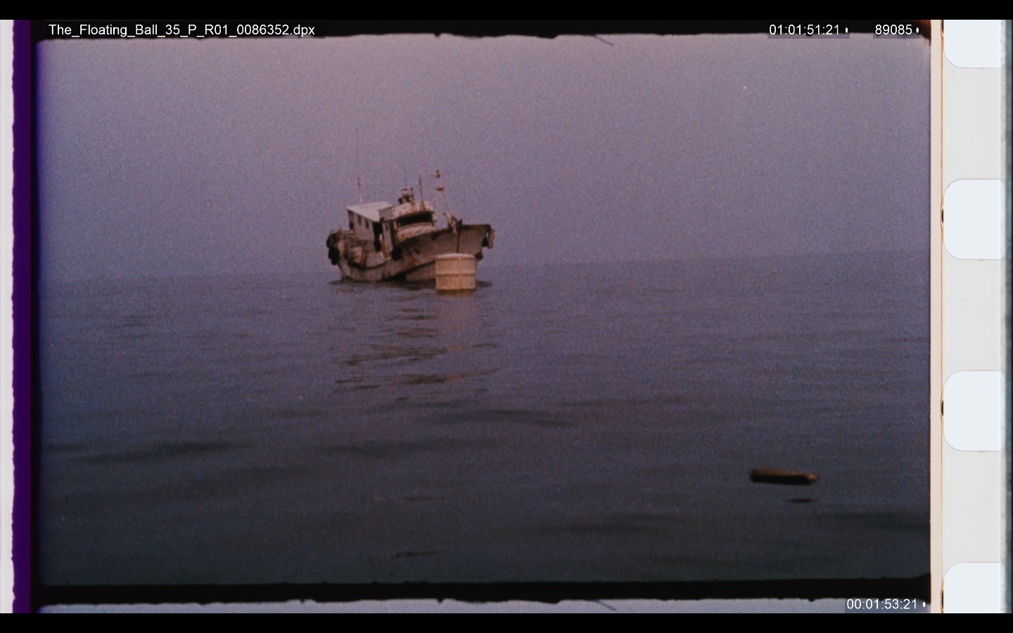 流離島影#3（馬祖舞影Shadow Dancing at Ma Tsu+誰來釣魚®?Who Is Fishing®?+輻射將至Before the Radiation+浮球 The Floating Ball）