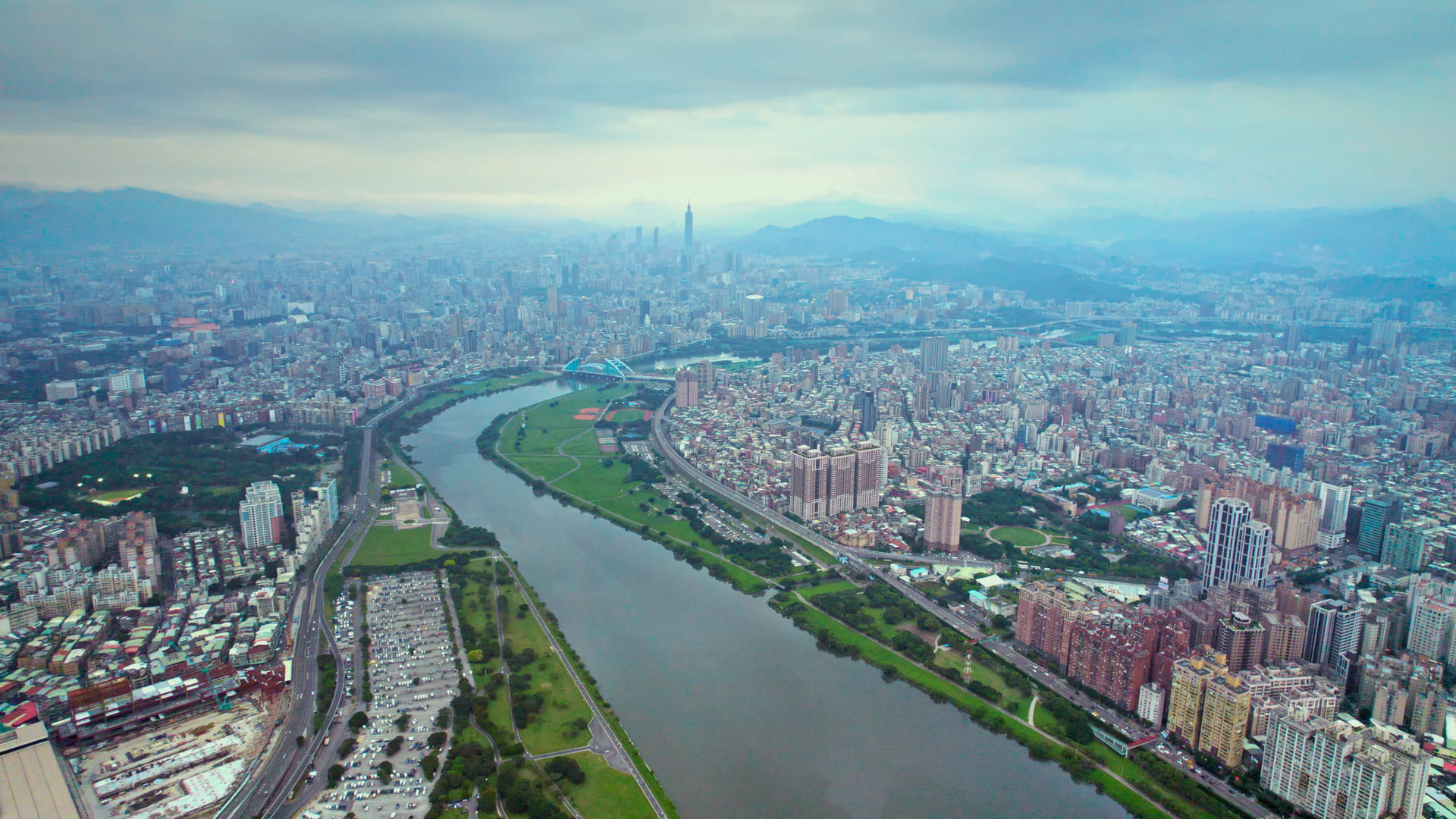 造山者—世紀的賭注 A Chip Odyssey