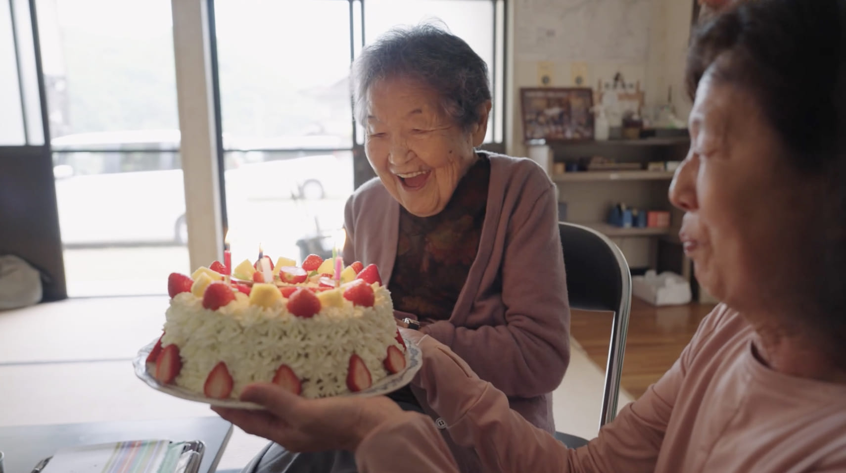 104歲哲代奶奶的一個人生活 Tetsuyo Turned 104, Living on Her Own